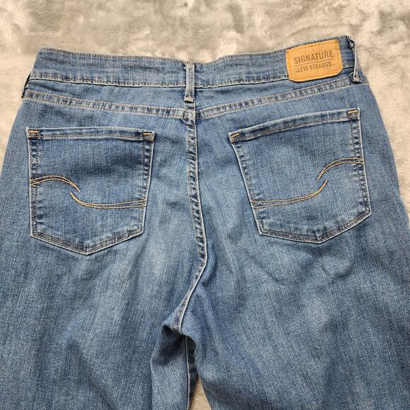 Levi Strauss Signature Jeans Womens 10 Blue Mid Rise Capri Cuffed Hem Stretch - Picture 4 of 14